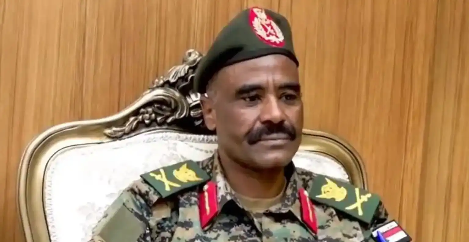 بلاغ مثير.. “النور القُبّة” يتهم الدعم السريع بنهب منزله في كافوري